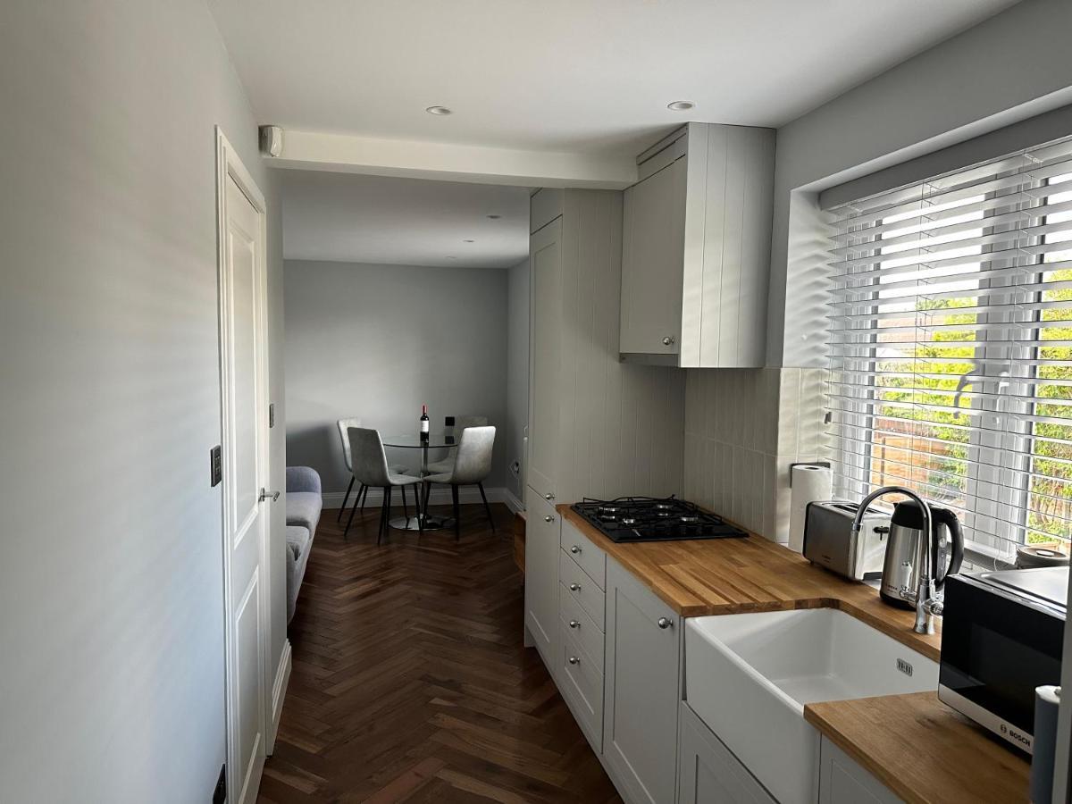 A Luxury 2 Bedroom Apartment Barnet Buitenkant foto